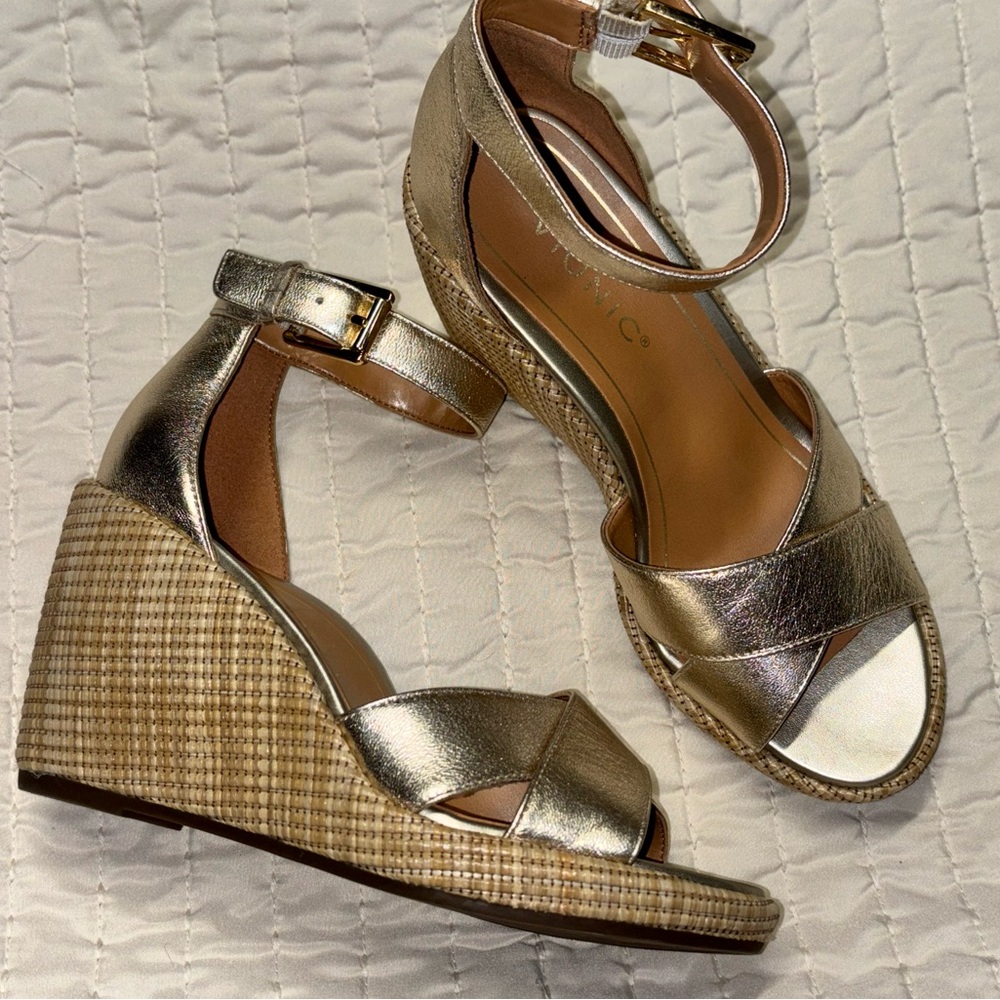 Vionic Metallic Gold Wedge Sandals